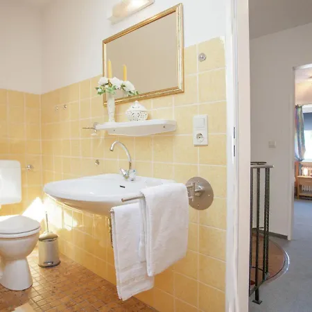 Charming In Silbach With Terrace דירה